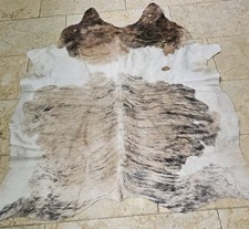 Natural skin large cowhide - large,