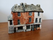 Tey Pottery THE PANTILES