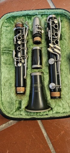 Clarinet corton complete with - clarinet,,