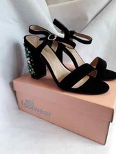 Koi Couture High Heel Jewel