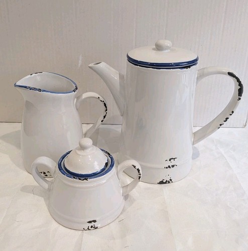 Lovely the boat house enamel - lovely,