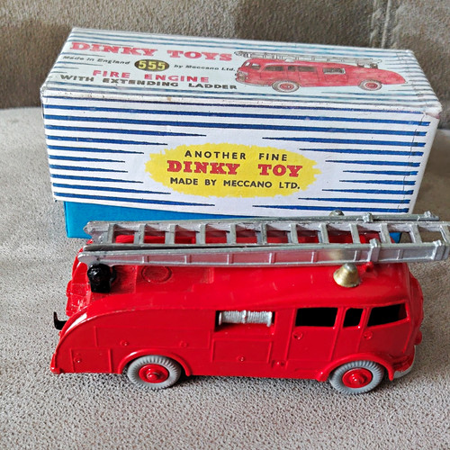 Dinky toys 555 - dinky,