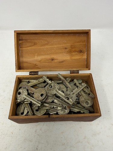Mosler safe keys - lot, of
