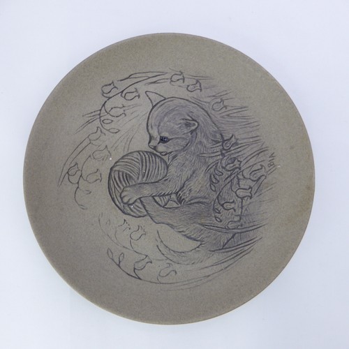 Poole pottery kitten ball - ball, of