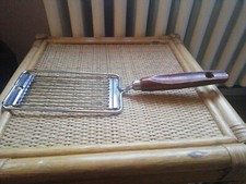 Vintage/ Retro  Skyline Tomato Slicer
