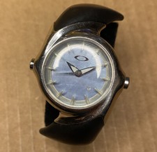 Oakley Crush 2.5 Blue Pearl Dial Date Works! Damaged Strap Y2K VTG Read