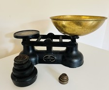 The Traditional Scale - Vintage Cast Iron Kitchen Scales Made In England