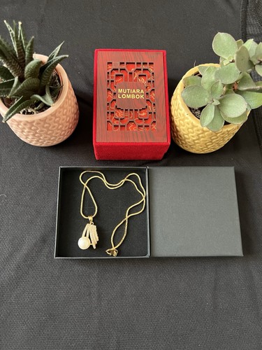 Necklace real freshwater - real,