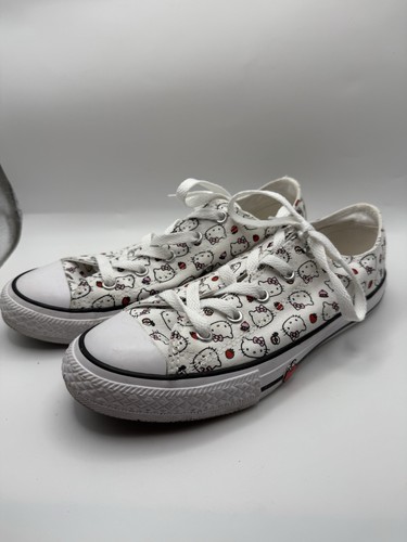 Hello kitty converse - x,