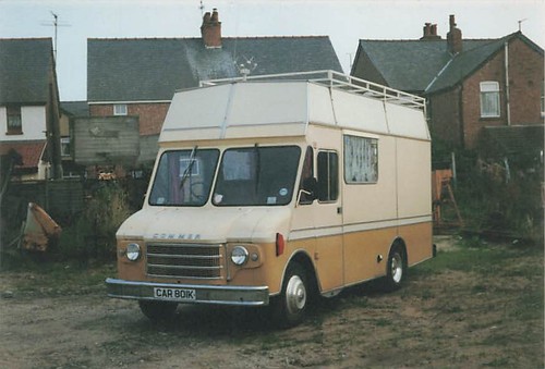 Old motorhome vintage - old,