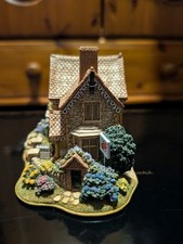 Lilliput Lane New Neighbors Cottage