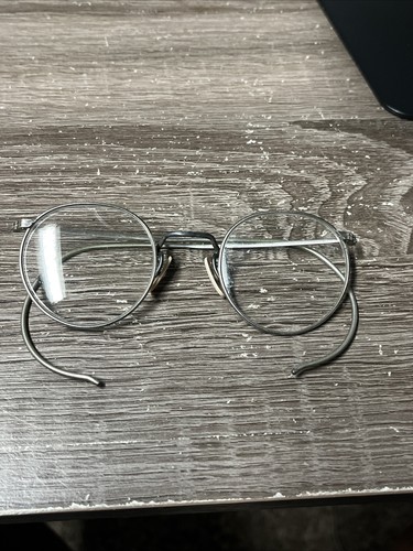 American optical model - american,