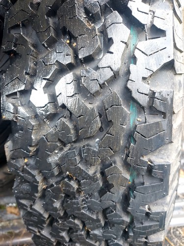 235 bfgoodrich - 235/85/16,
