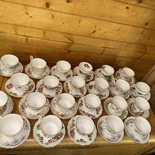 Job lot mismatch bone china - mismatch,