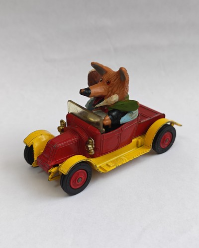 Corgi comics 808 basil - comics,