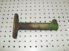 For John Deere 2040/2140 Hydraulic Pump Drive Shaft in Good condition