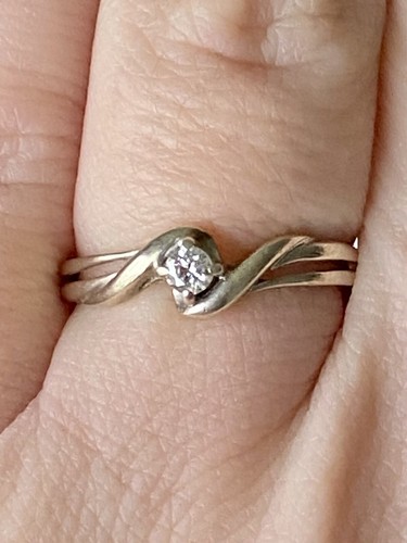 9ct white gold engagement ring - 9ct,