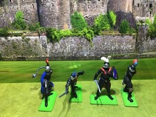 VINTAGE BRITAINS DEETAIL KNIGHTS Made in England 1971