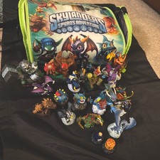 Skylanders Bundle Including 19 Figures, Carry Case, Portal, Wii Games X 2