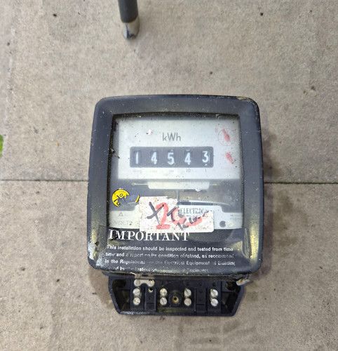 Single phase electric meters - phase,
