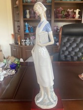 Incredible Lladró Nurse Figurine,  Model 4603 Charts in Left Hand.  15” Tall.