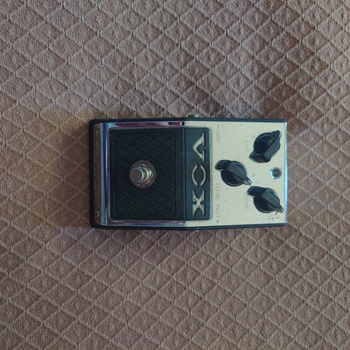 Vox v830 distortion pedal - distortion,