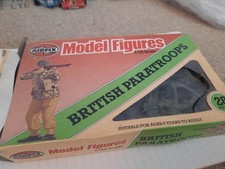 airfix 1/32 british paratroops boxed