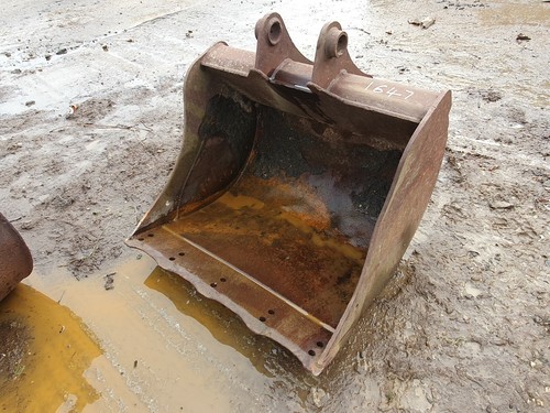 850mm excavator digging - excavator,
