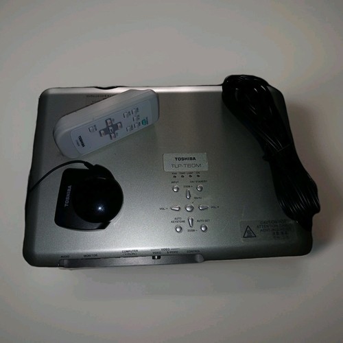 Toshiba tlp t60m - toshiba, tlp-t60m