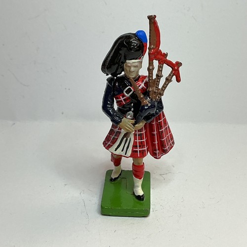 Britains scots guards - britains, piper