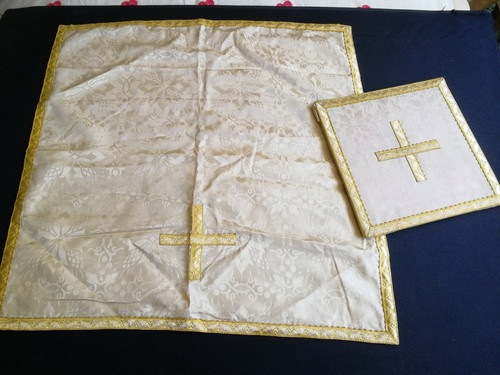 Catholic priest vestment - catholic,