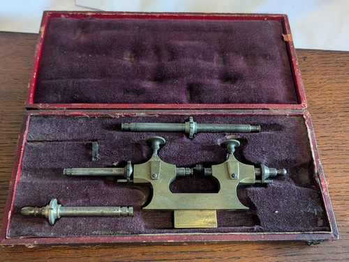Jacot lathe tool - tour, a