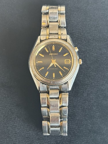 This vintage y2k seiko - is, a