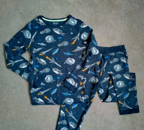 Space pyjamas age 11 - m&s,