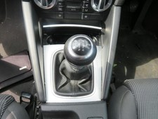 AUDI A3 2010 MK2 FL REF-B461 / GEAR KNOB AND GATER FREE P&P