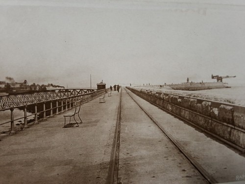 Postcard south shields pier - south,