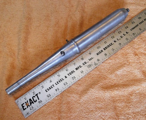 Muffled tuned pipe for cc - pipe,