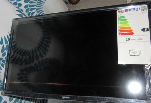 Linsar remote included - 24",