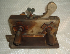 VINTAGE ANTIQUE 8.75" WOODEN WOOD PLOUGH PLANE BY TRENAM LEEDS