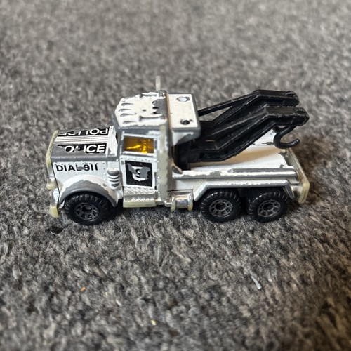 Matchbox peterbilt 1981 - peterbilt, made