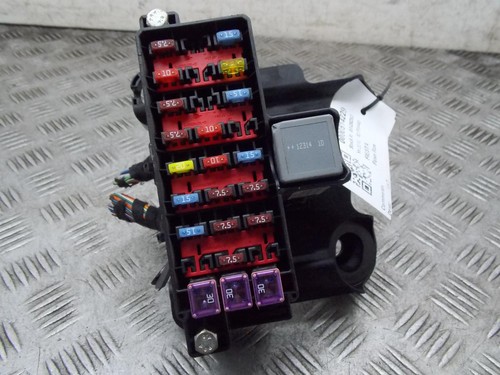 Ford fiesta interior fuse box - fiesta,