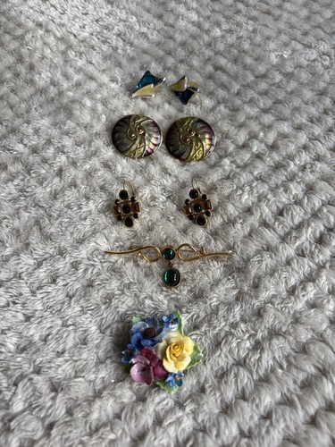 Vintage earring and brooch - vintage,