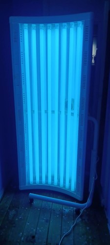 Vertical tanning booth - vertical,