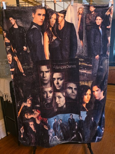 The vampire diaries cwtv throw - vampire,