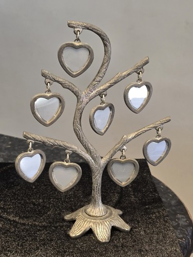 Vintage metal family tree - vintage,