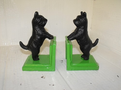 Set antique style cast - antique,