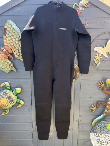 Two bare feet - bare, wetsuit
