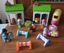 ELC Happyland horse stables