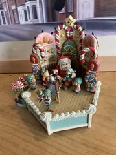 Vintage Enesco Music Box w/
