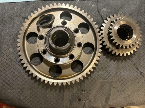 Crankshaft primary dry - &,